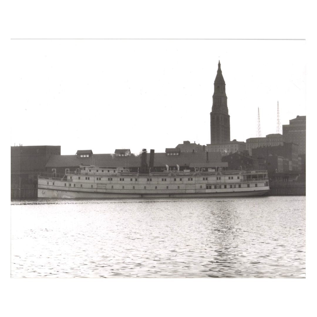 Hartford Steam Boat Dock Photo - 8x10"