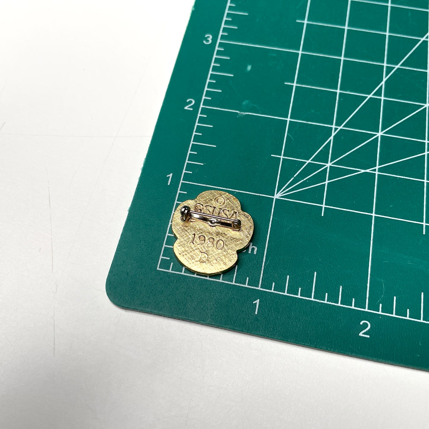 Girl Scouts 1980 Enamel Pin