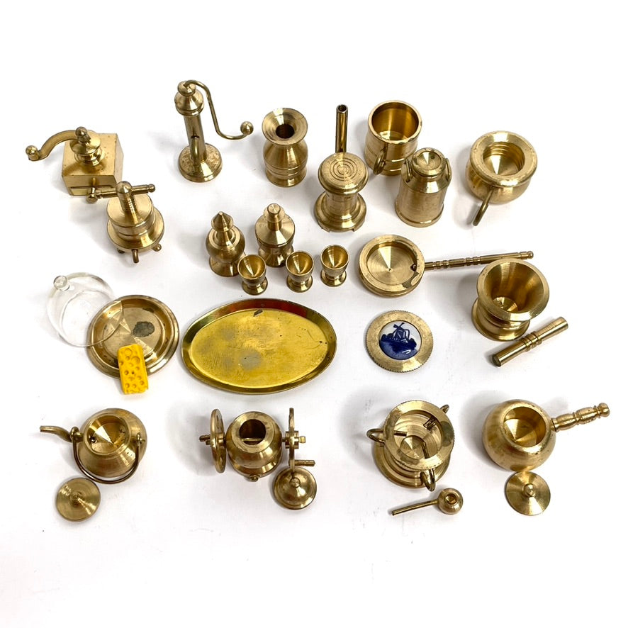 Brass Dollhouse Kitchen Miniatures Lot (Holland)