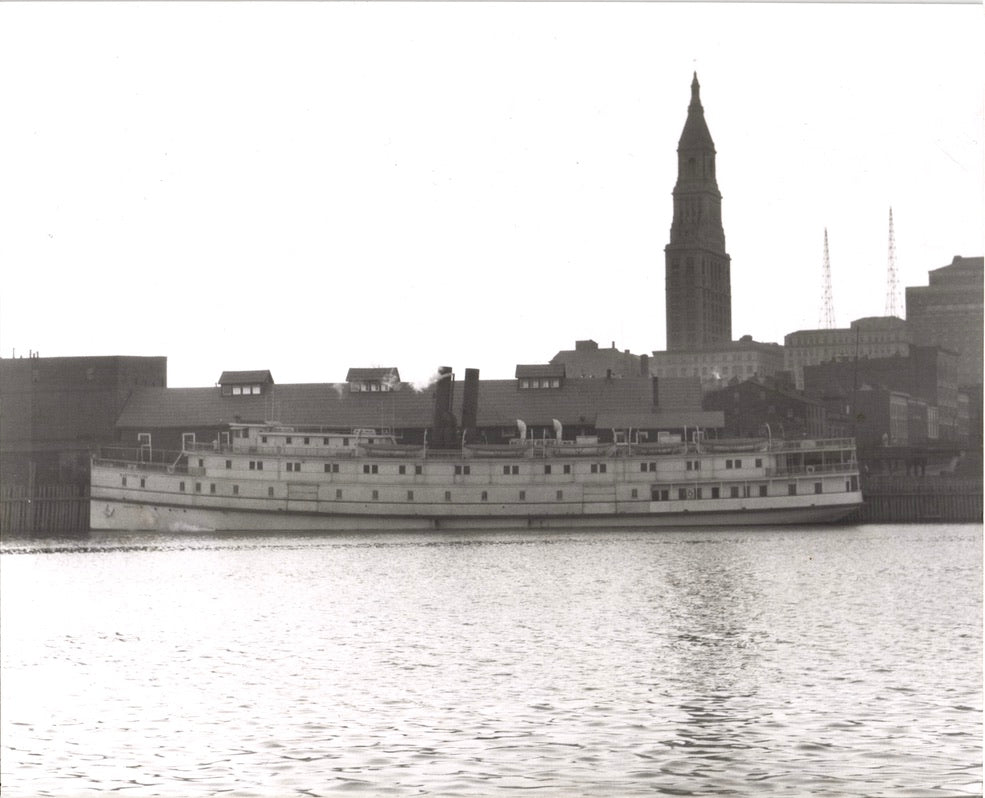 Hartford Steam Boat Dock Photo - 8x10"