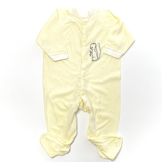 Skunk Embroidery Yellow Footed Sleeper 3-6M