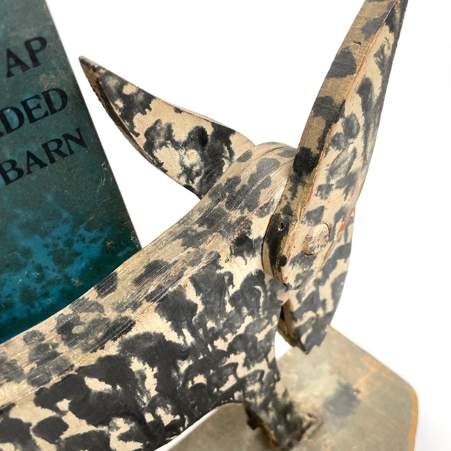 Missouri Mule Mfg. Co. Folk Art Cigarette Dispenser