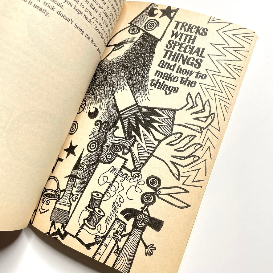 Puffin Book of Magic 1973 Illustrated Paperback Book