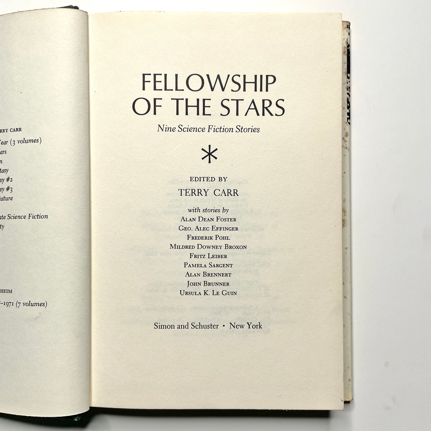 Fellowship of the Stars: Nine Science Fiction Stories (1974) - Vintage 60s 70s Sci-Fi Anthology Book
