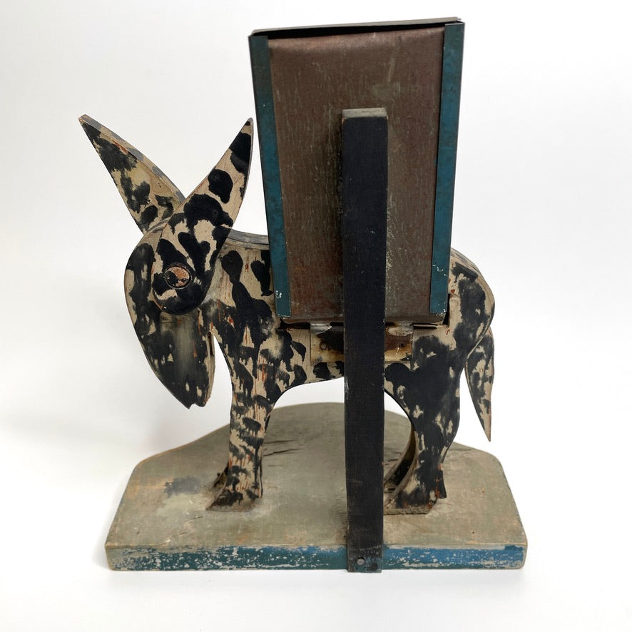 Missouri Mule Mfg. Co. Folk Art Cigarette Dispenser