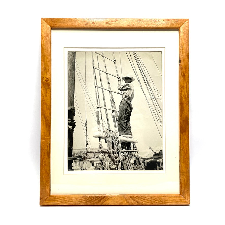Fisherman Sailing Vintage New England Photo - Frame Size 12"x15"