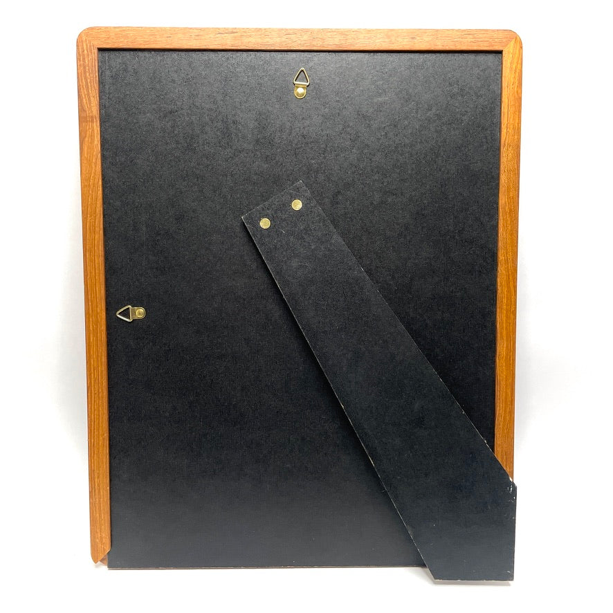 Old House By The Sea (Maine) Vintage New England Photo - Frame Size 12"x15"